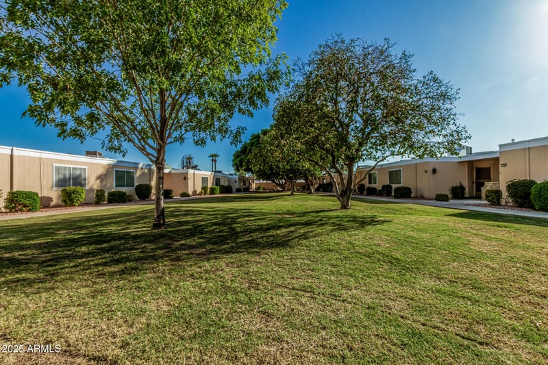 10973 Coggins Dr, Sun City, AZ 85351