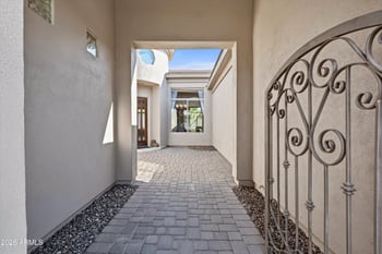 10975 E Kora Ln, Scottsdale, AZ 85255