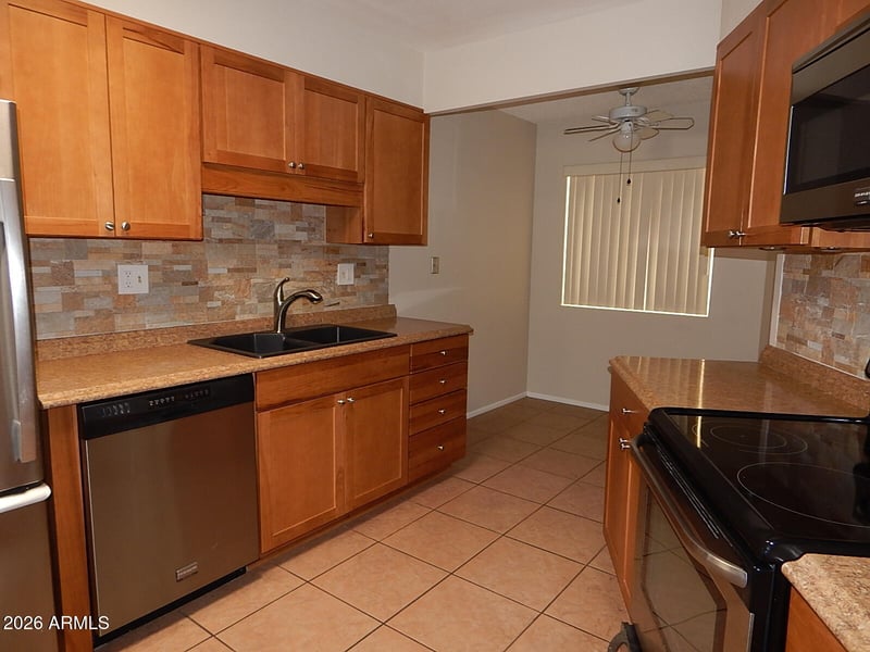 10978 W Coggins Dr, Sun City, AZ 85351