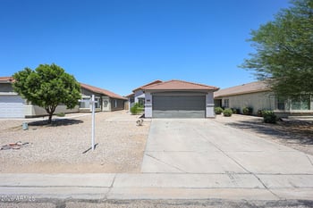 1098 Nardini St, San Tan Valley, AZ 85140