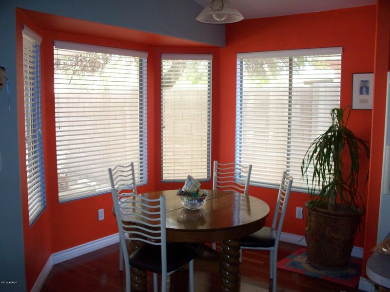1098 E Orchid Ln, Gilbert, AZ 85296