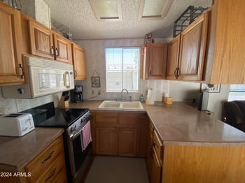 1098 Shoshone Dr #98, Apache Junction, AZ 85119