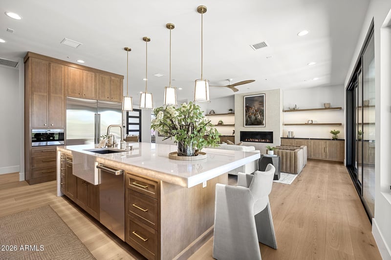 10980 E Winchcomb Dr, Scottsdale, AZ 85255