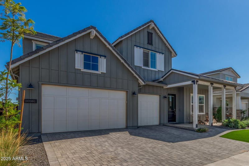 10981 Hershey St, Surprise, AZ 85388