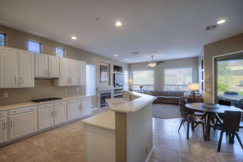 10982 E Butherus Dr, Scottsdale, AZ 85255