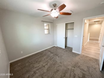 1099 Sourwood Dr, Gilbert, AZ 85298