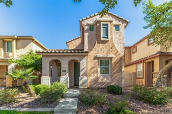 11 88th Dr, Tolleson, AZ 85353