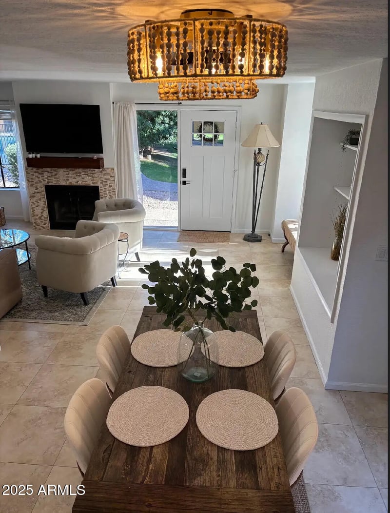 11 La Diosa Dr, Tempe, AZ 85282