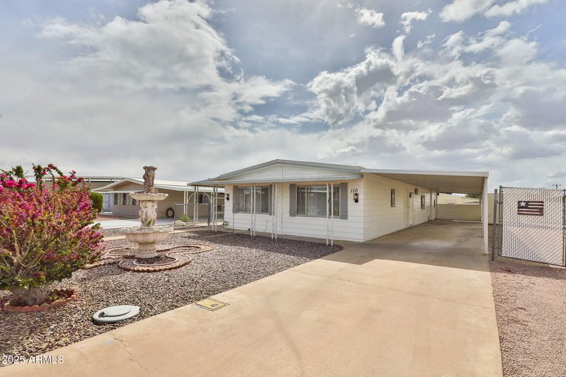 110 72nd Way, Mesa, AZ 85208