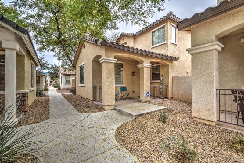 110 E Palomino Dr, Gilbert, AZ 85296