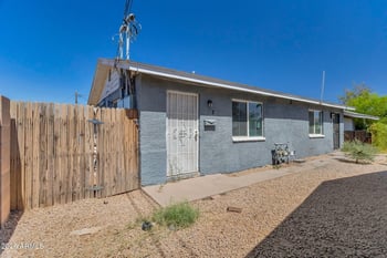 110 33rd Ave, Phoenix, AZ 85009