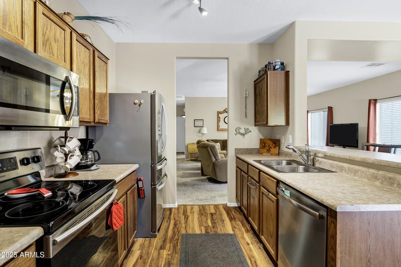 110 Saddle Way, San Tan Valley, AZ 85143