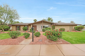 110 Las Palmaritas Dr, Phoenix, AZ 85021