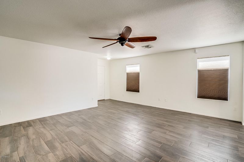 1100 E Arabian Dr, Gilbert, AZ 85296