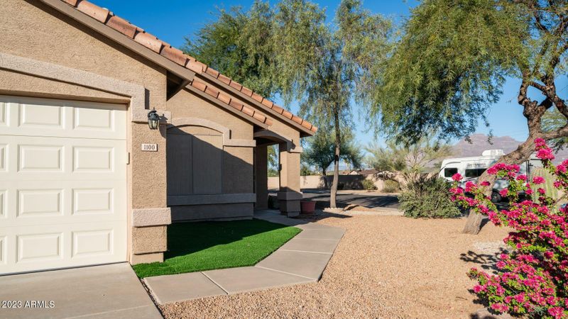 1100 E Santa Cruz Ln, Apache Junction, AZ 85119