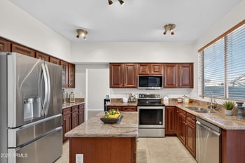 1100 W Glenmere Dr, Chandler, AZ 85224
