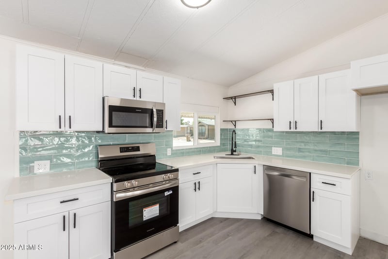 11000 91st Ave #20, Peoria, AZ 85345