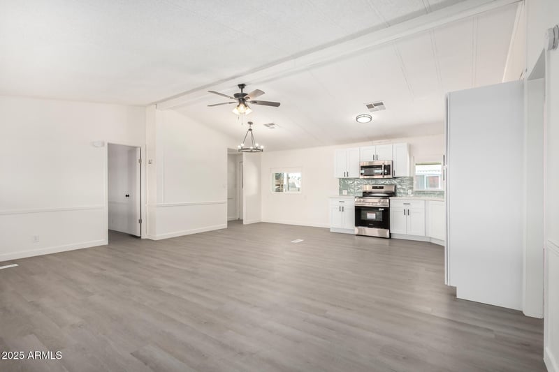 11000 91st Ave #20, Peoria, AZ 85345