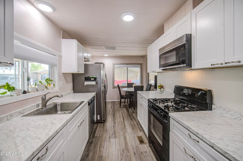 11000 91st Ave #70, Peoria, AZ 85345