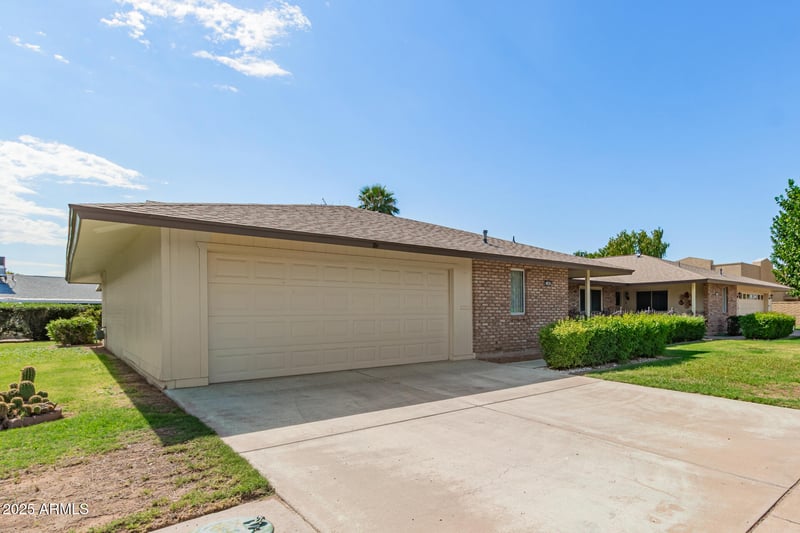 11001 Peoria Ave, Sun City, AZ 85351