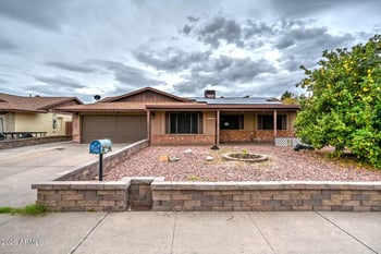 11002 45th Ave, Glendale, AZ 85304