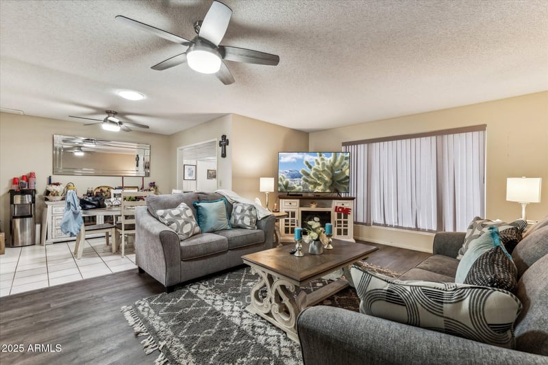 11002 Deanne Dr, Sun City, AZ 85351