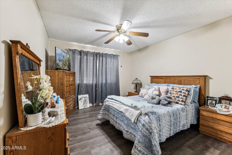 11002 Deanne Dr, Sun City, AZ 85351