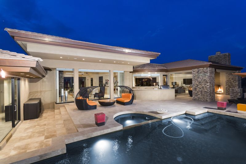 11002 E Falling Star Dr, Scottsdale, AZ 85262