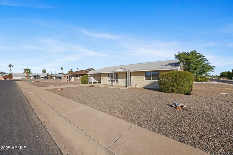 11002 Greer Ave, Sun City, AZ 85351