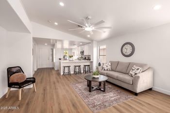11003 Griswold Rd, Peoria, AZ 85345