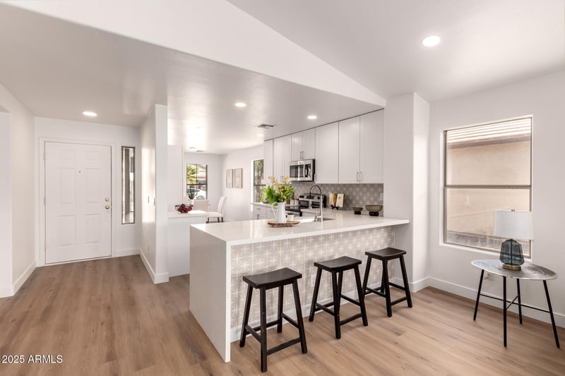 11003 Griswold Rd, Peoria, AZ 85345