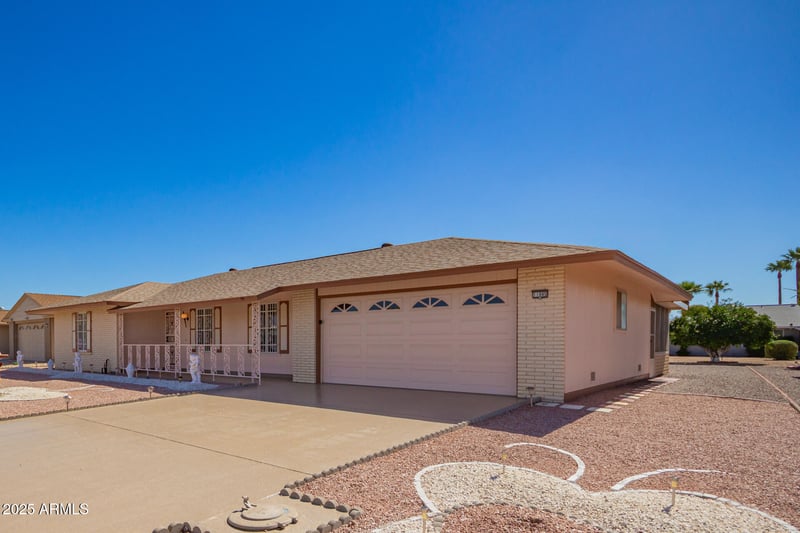 11005 Campana Dr, Sun City, AZ 85351