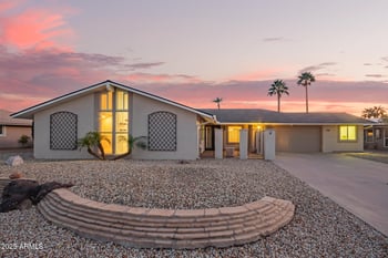 11005 W Crestbrook Dr, Sun City, AZ 85351
