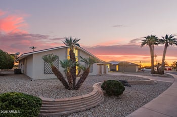 11005 W Crestbrook Dr, Sun City, AZ 85351