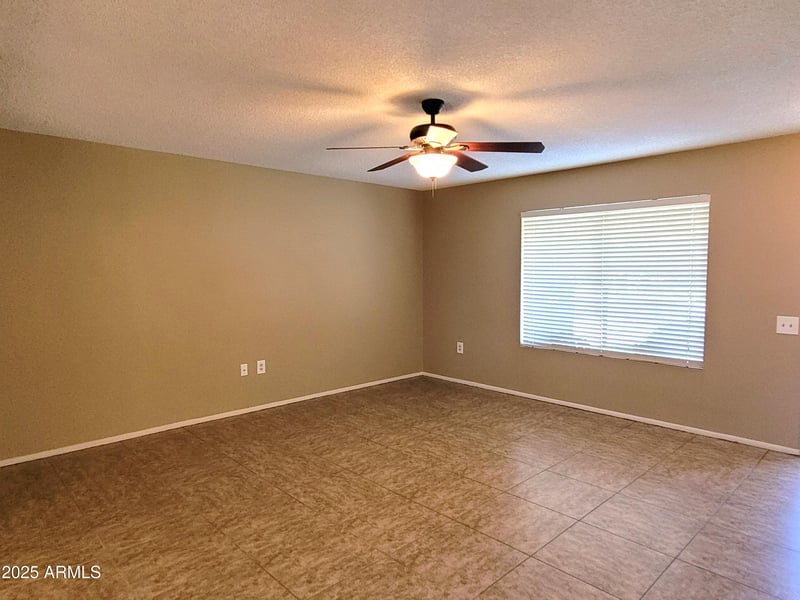 11005 Kelso Dr, Sun City, AZ 85351