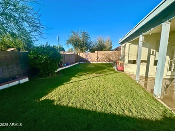 11006 60th Dr, Glendale, AZ 85304
