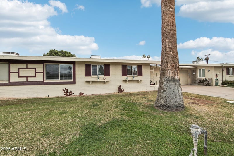 11006 Windsor Dr, Sun City, AZ 85351