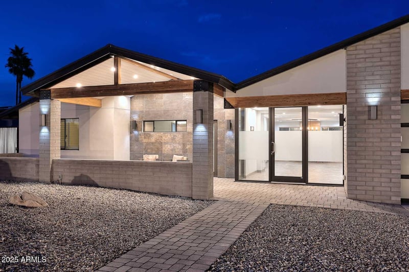 11007 26th St, Phoenix, AZ 85028