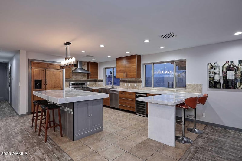 11007 26th St, Phoenix, AZ 85028