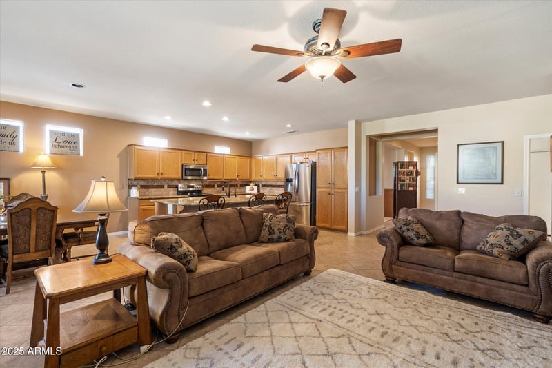 11008 Cimarron Dr, Sun City, AZ 85373