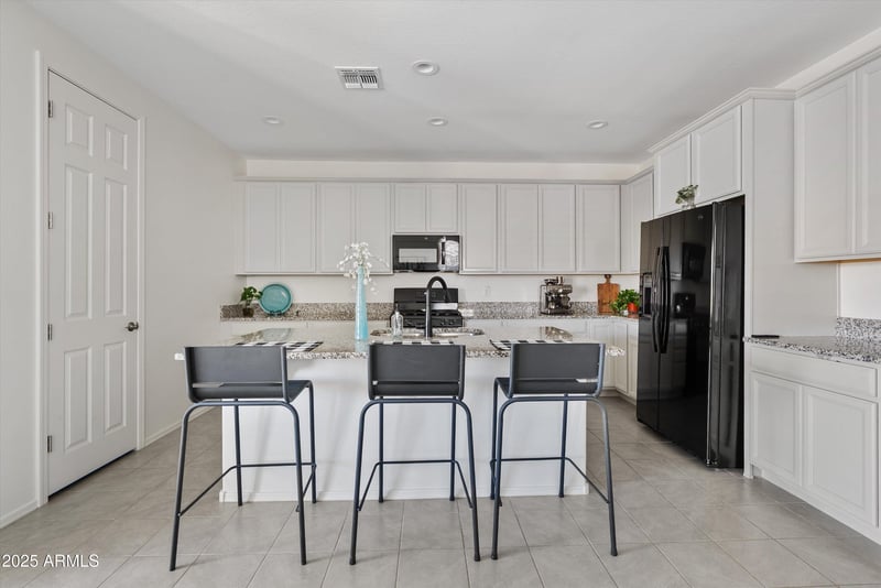 11009 Harrison St, Avondale, AZ 85323