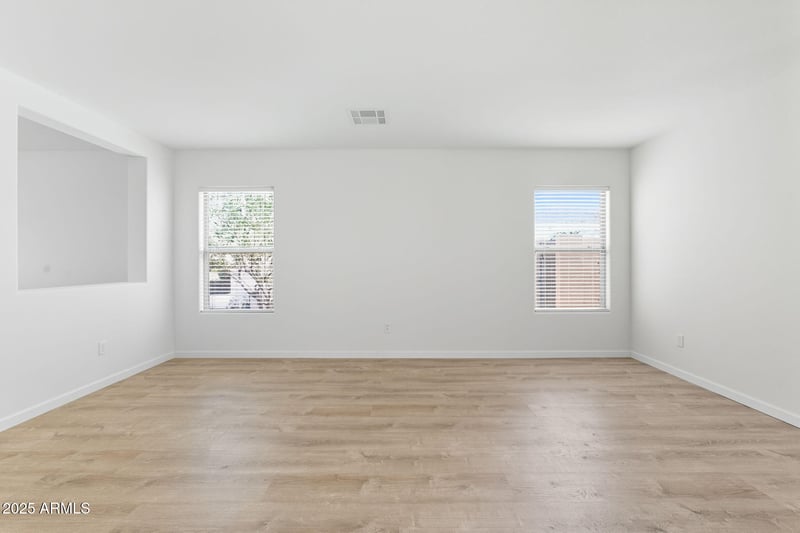 11009 Mariposa Dr, Phoenix, AZ 85037