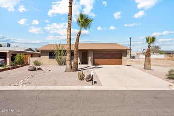 11009 114th Dr, Youngtown, AZ 85363
