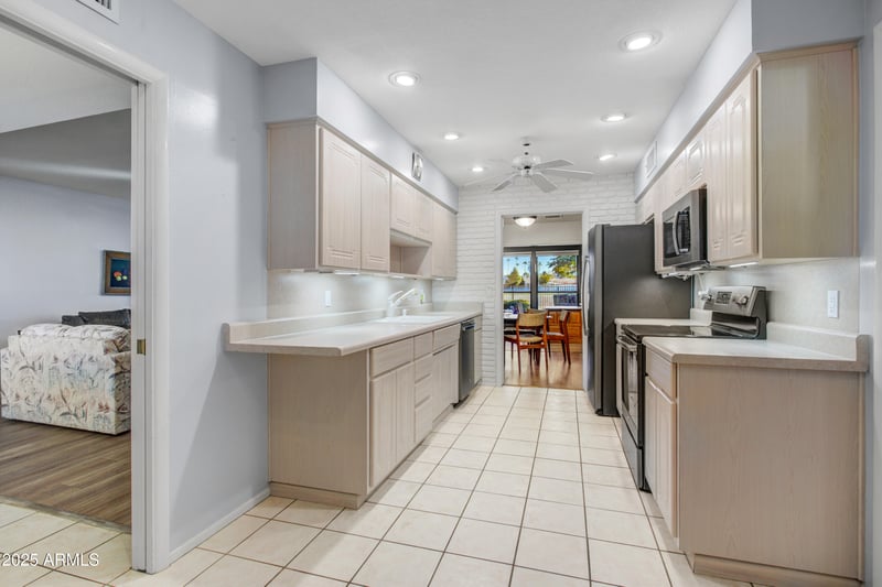 1101 70th St, Mesa, AZ 85208