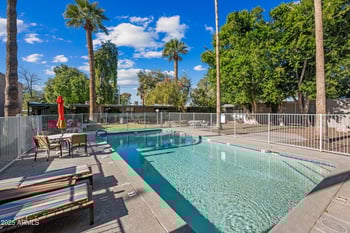 1101 Bethany Home Rd #8, Phoenix, AZ 85014