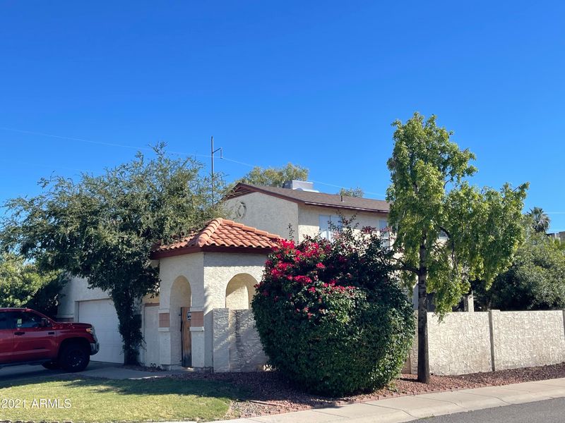 1101 E Escuda Dr, Phoenix, AZ 85024
