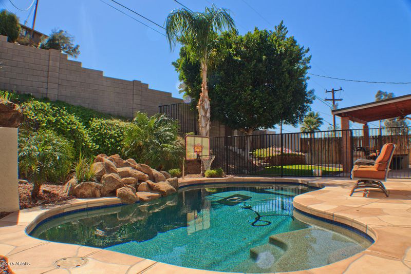 1101 E Orchid Ln, Phoenix, AZ 85020