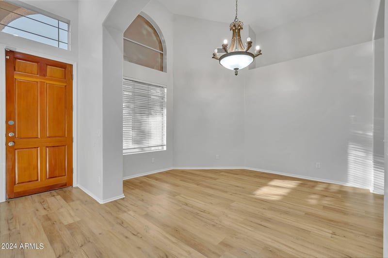 1101 N Dustin Ln, Chandler, AZ 85226