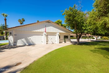 1101 Royal Palm Rd, Phoenix, AZ 85021