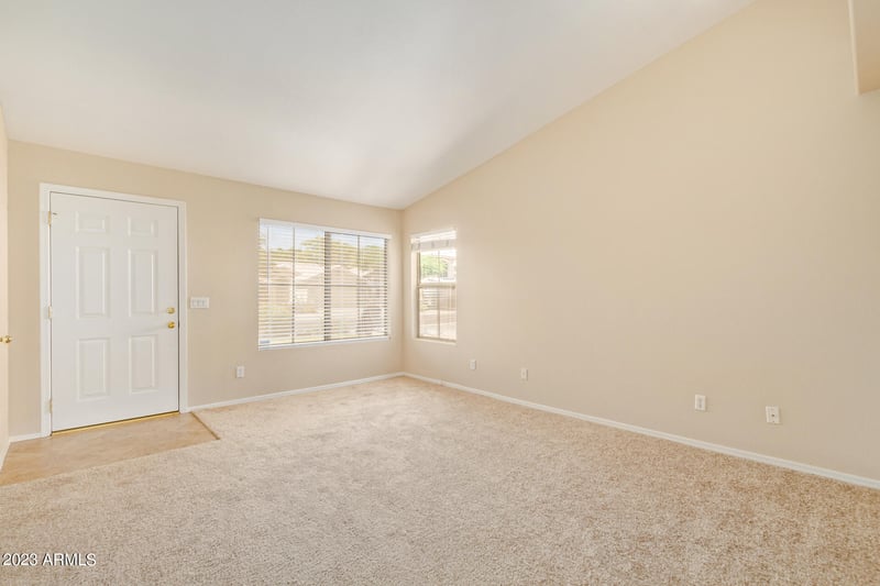 1101 Goldfinch Way, Chandler, AZ 85286